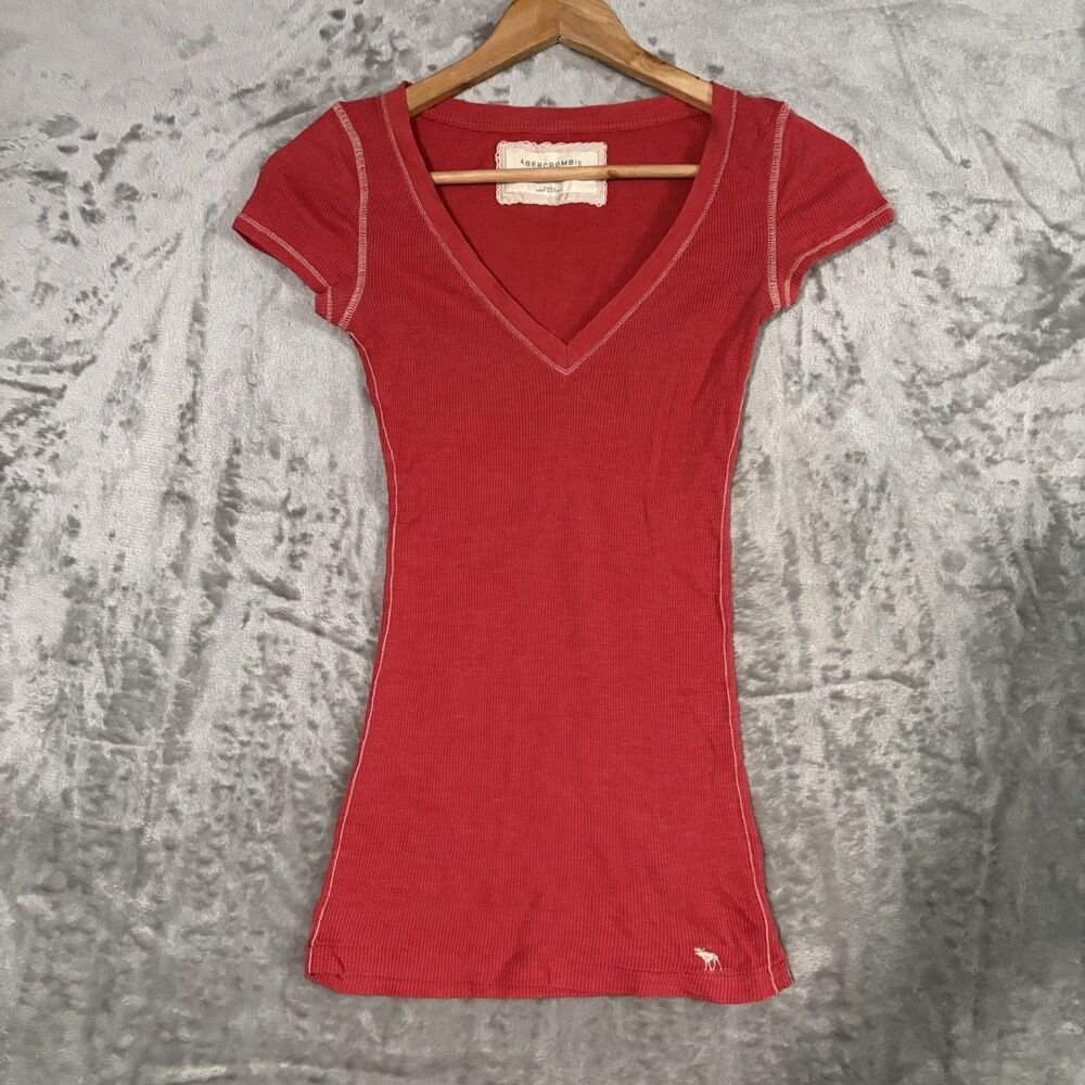 Abercrombie & Fitch Thermal Top S Red Ribbed V-Neck Short Sleeve Y2K Preppy